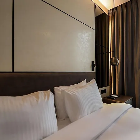 Hotel Bureau 4*