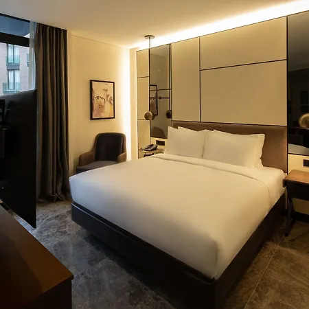 Bureau Hotel