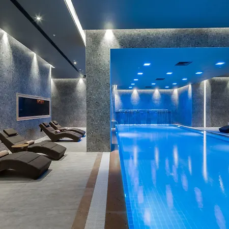 Bureau Hotel 4*
